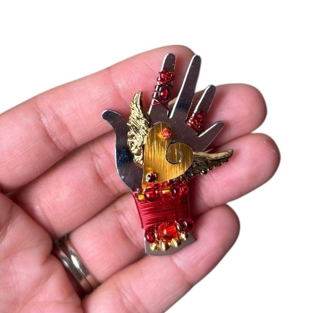 Liztech 2004 Signed Beaded Hand Angel Love Heart Brooch Pin Multi-Color‎ D14Q